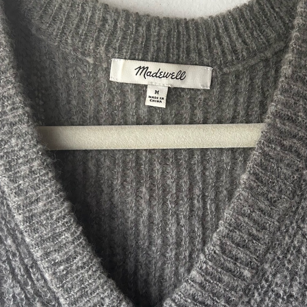 Madewell Gray Ribbed V-Neck Sweater